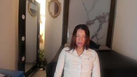 laura_serena online show from April 1, 2026, 11:22 am