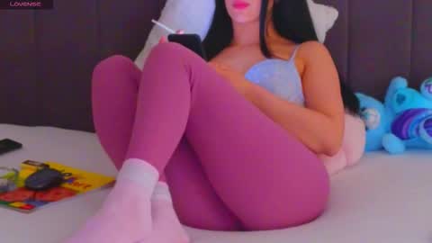 Snapshot of lauradelight chatting on March 16, 2026, 8:18 am NatalieDelight online show from March 16, 2026, 8:18 am