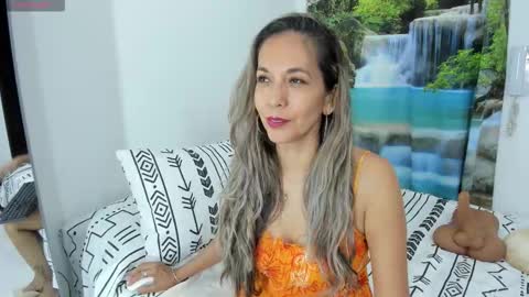 Laura online show from January 16, 2026, 9:13 am