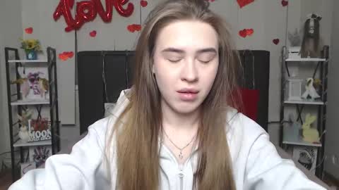 LauraHlot online show from February 17, 2026, 6:10 am