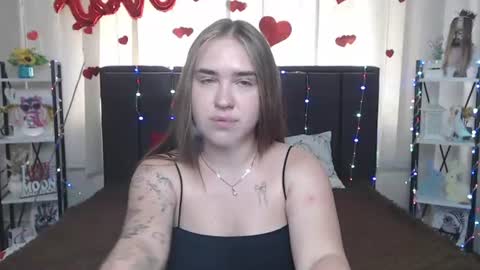Snapshot of laurahlot chatting on July 6, 2026, 3:03 pm LauraHlot online show from July 6, 2026, 3:03 pm