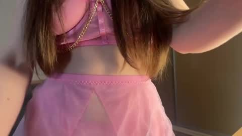 Snapshot of laurajess_ chatting on April 10, 2026, 5:56 am Hanna online show from April 10, 2026, 5:56 am