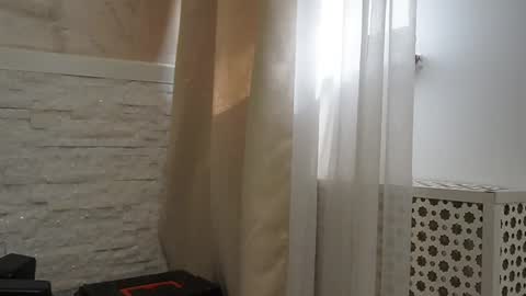 Snapshot of laurajinxxx chatting on March 11, 2025, 8:30 am LauraJinx online show from March 11, 2025, 8:30 am