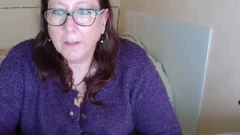 laureanne online show from January 28, 2025, 10:34 am