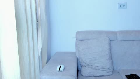 Laureent online show from January 21, 2025, 2:15 pm