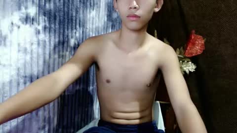 laurence_cuttieguyhere online show from May 27, 2026, 1:13 am