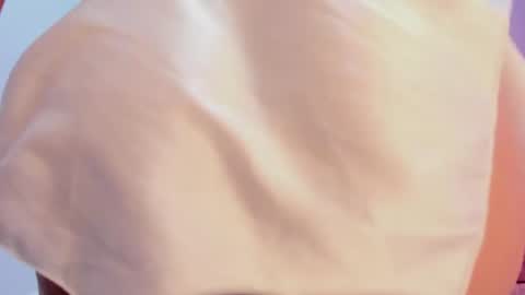 Snapshot of laurendpink chatting on July 22, 2026, 1:36 pm laurendpink online show from July 22, 2026, 1:36 pm