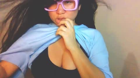 onlyfan laureng7 - 7 laureng2 online show from April 2, 2026, 3:04 am