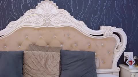 Laura online show from April 4, 2026, 2:14 pm