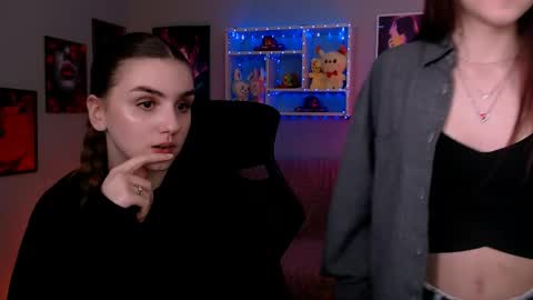 Snapshot of laurenmurrr chatting on April 29, 2026, 5:30 pm Laure online show from April 29, 2026, 5:30 pm