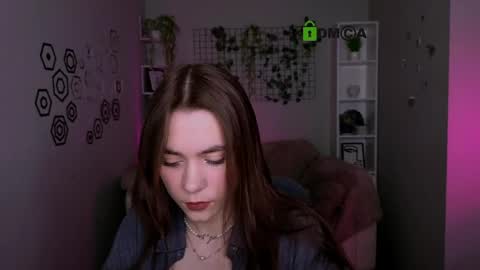 Snapshot of laurenmurrr chatting on May 16, 2026, 9:39 am Laure online show from May 16, 2026, 9:39 am