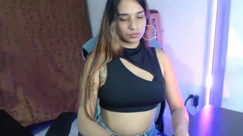 Lauren online show from January 17, 2025, 10:45 pm