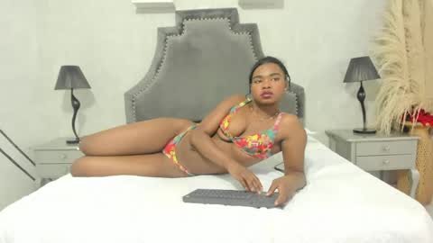 Snapshot of laurensnow1_ chatting on April 29, 2026, 5:30 pm Lauren online show from April 29, 2026, 5:30 pm