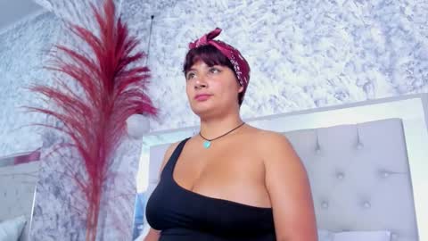 Laurent  online show from February 3, 2026, 11:15 am