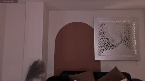 Snapshot of laurentrosse1 chatting on April 19, 2026, 6:10 pm Laurent Rosse online show from April 19, 2026, 6:10 pm