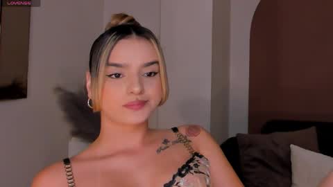 Snapshot of laurentrosse1 chatting on April 21, 2026, 1:42 am Laurent Rosse online show from April 21, 2026, 1:42 am