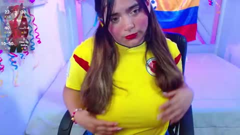 laura  online show from June 12, 2026, 8:19 pm