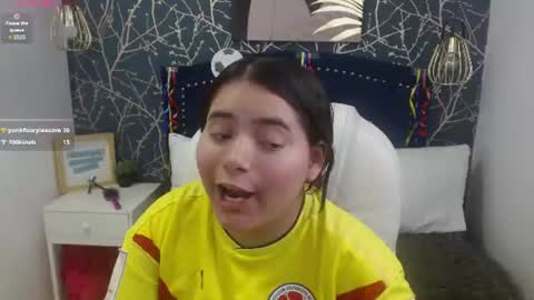 laura  online show from June 17, 2026, 8:32 pm