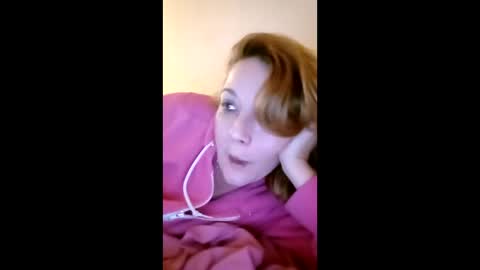 lauriehotxxx online show from February 2, 2026, 9:46 pm