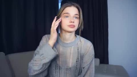 Bella online show from February 23, 2026, 12:57 pm