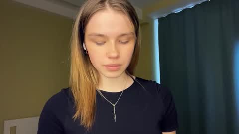 Bella online show from March 12, 2026, 12:00 pm