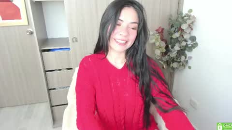 Snapshot of lauryn_chills chatting on June 11, 2026, 5:00 pm Lauryn online show from June 11, 2026, 5:00 pm