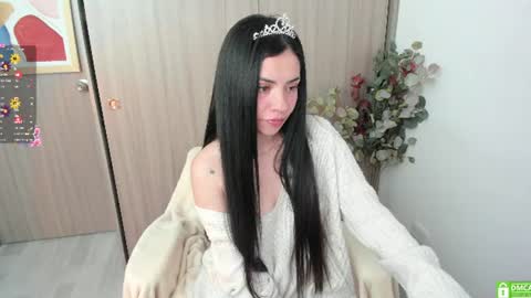 Snapshot of lauryn_chills chatting on July 11, 2026, 7:16 pm Lauryn online show from July 11, 2026, 7:16 pm