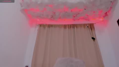 Lauu G online show from March 5, 2025, 3:08 am