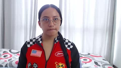 Laura online show from November 16, 2025, 5:40 pm