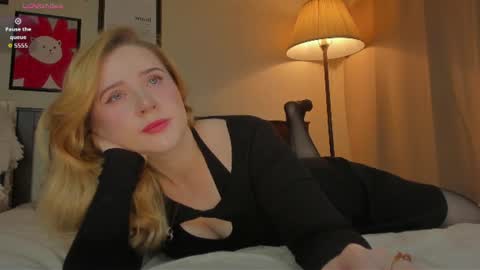Snapshot of lavender_tender chatting on July 24, 2026, 9:13 pm Lav online show from July 24, 2026, 9:13 pm