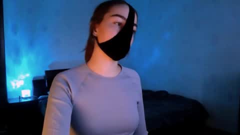 Snapshot of lavinda_lin chatting on November 10, 2025, 11:31 am Lavinda online show from November 10, 2025, 11:31 am