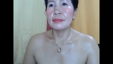 lavine1983 online show from March 12, 2026, 2:07 am