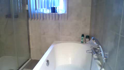 Snapshot of law9102 chatting on November 4, 2025, 3:00 pm Law online show from November 4, 2025, 3:00 pm