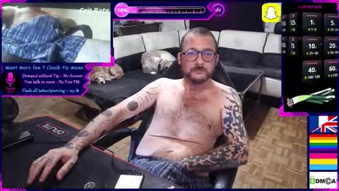 Leek online show from November 6, 2025, 6:53 pm