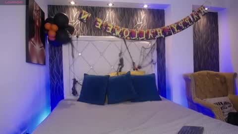 Snapshot of lawford_mike chatting on November 2, 2025, 12:51 pm Mike online show from November 2, 2025, 12:51 pm