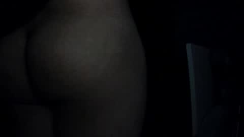 Snapshot of laxus_ chatting on March 20, 2026, 6:07 am Laxus online show from March 20, 2026, 6:07 am