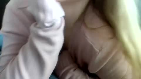 Snapshot of layannalea chatting on March 11, 2025, 8:09 pm layannalea online show from March 11, 2025, 8:09 pm