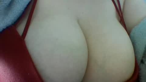 layannalea online show from May 6, 2026, 10:15 pm