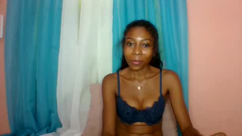 Snapshot of layannek chatting on June 29, 2026, 5:35 am layannek online show from June 29, 2026, 5:35 am