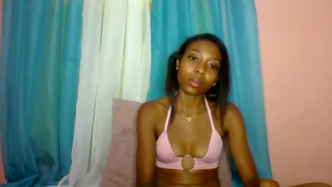 Snapshot of layannek chatting on July 14, 2026, 6:07 am layannek online show from July 14, 2026, 6:07 am