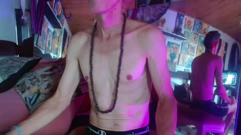 Snapshot of laye19 chatting on January 6, 2025, 9:54 pm Laye19 online show from January 6, 2025, 9:54 pm