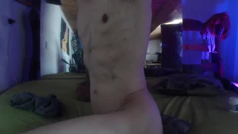 Snapshot of laye19 chatting on February 7, 2025, 6:13 pm Laye19 online show from February 7, 2025, 6:13 pm