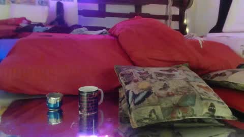 Snapshot of laye19 chatting on March 2, 2025, 3:37 pm Laye19 online show from March 2, 2025, 3:37 pm