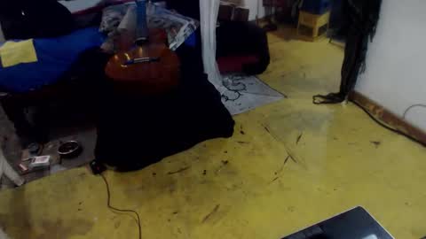 Snapshot of laye19 chatting on September 16, 2025, 4:02 am Laye19 online show from September 16, 2025, 4:02 am