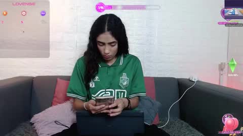 Snapshot of layla_707 chatting on February 7, 2025, 1:15 am Layla online show from February 7, 2025, 1:15 am