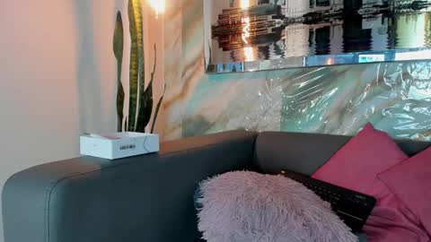 Snapshot of layla_707 chatting on March 8, 2025, 10:56 pm Layla online show from March 8, 2025, 10:56 pm