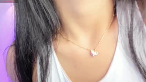 Layla Breezee online show from October 31, 2025, 12:06 pm