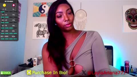 Snapshot of laylaariana69 chatting on March 26, 2026, 2:50 am LaylaAriana online show from March 26, 2026, 2:50 am