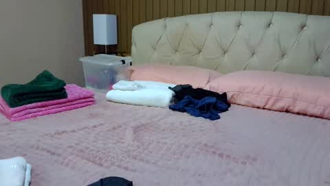 kelly online show from February 9, 2025, 12:49 am