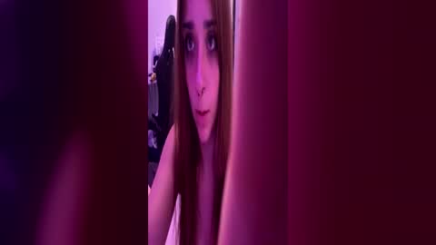 Snapshot of laylakutiex chatting on July 8, 2026, 3:44 am Layla online show from July 8, 2026, 3:44 am